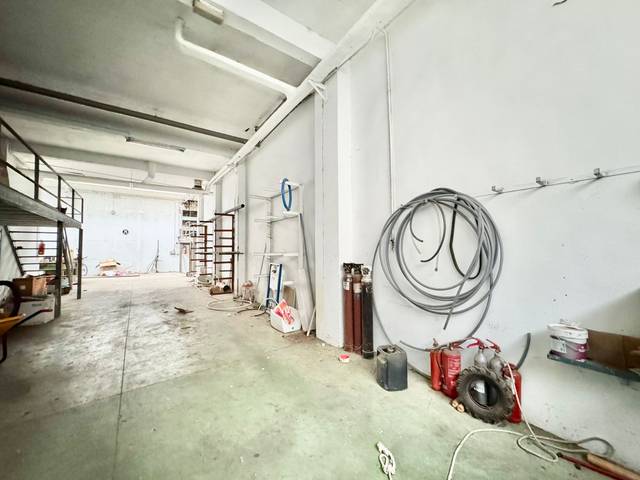 Local comercial en Venta en Jose Uruñuela Kalea en San Cristóbal