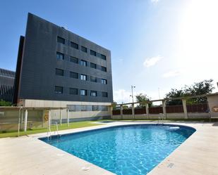 Swimming pool of Flat to rent in  Granada Capital  with Air Conditioner, Heating and Storage room