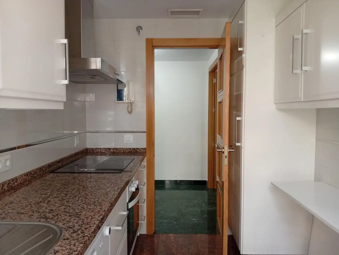 Cocina de Piso de alquiler en Córdoba con Aire acondicionado y Calefacción