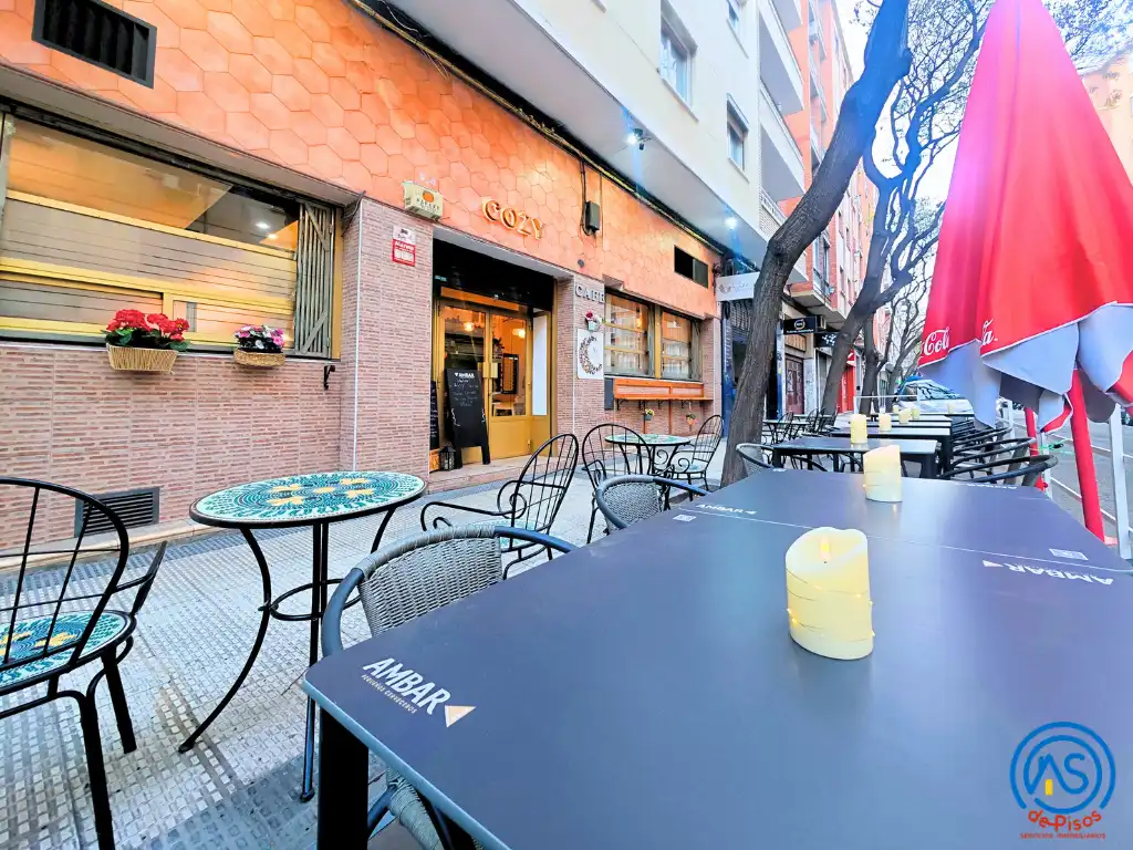 Terraza de Local en traspaso en Zaragoza con Aire acondicionado, Calefacción y Parquet