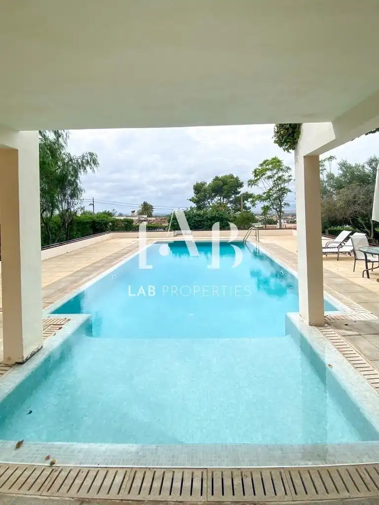 Piscina de Casa o xalet en venda en Marratxí amb Aire condicionat, Jardí privat i Parquet