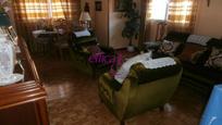 Living room of Flat for sale in Torrijos  with Heating, Terrace and Furnished