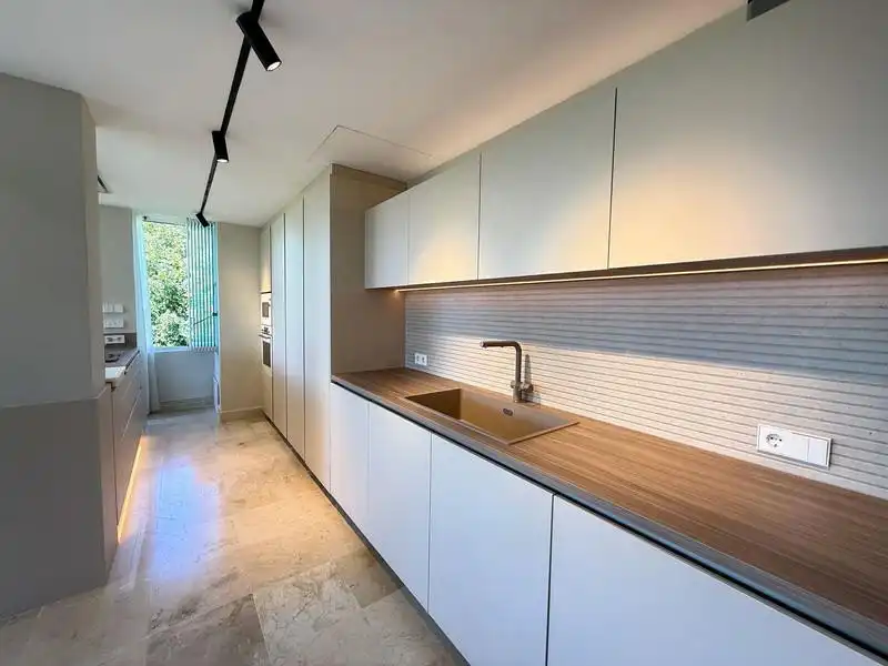 Kitchen of Ground floor for rent in Marbella  with Air Conditioner, Heating and Terrace