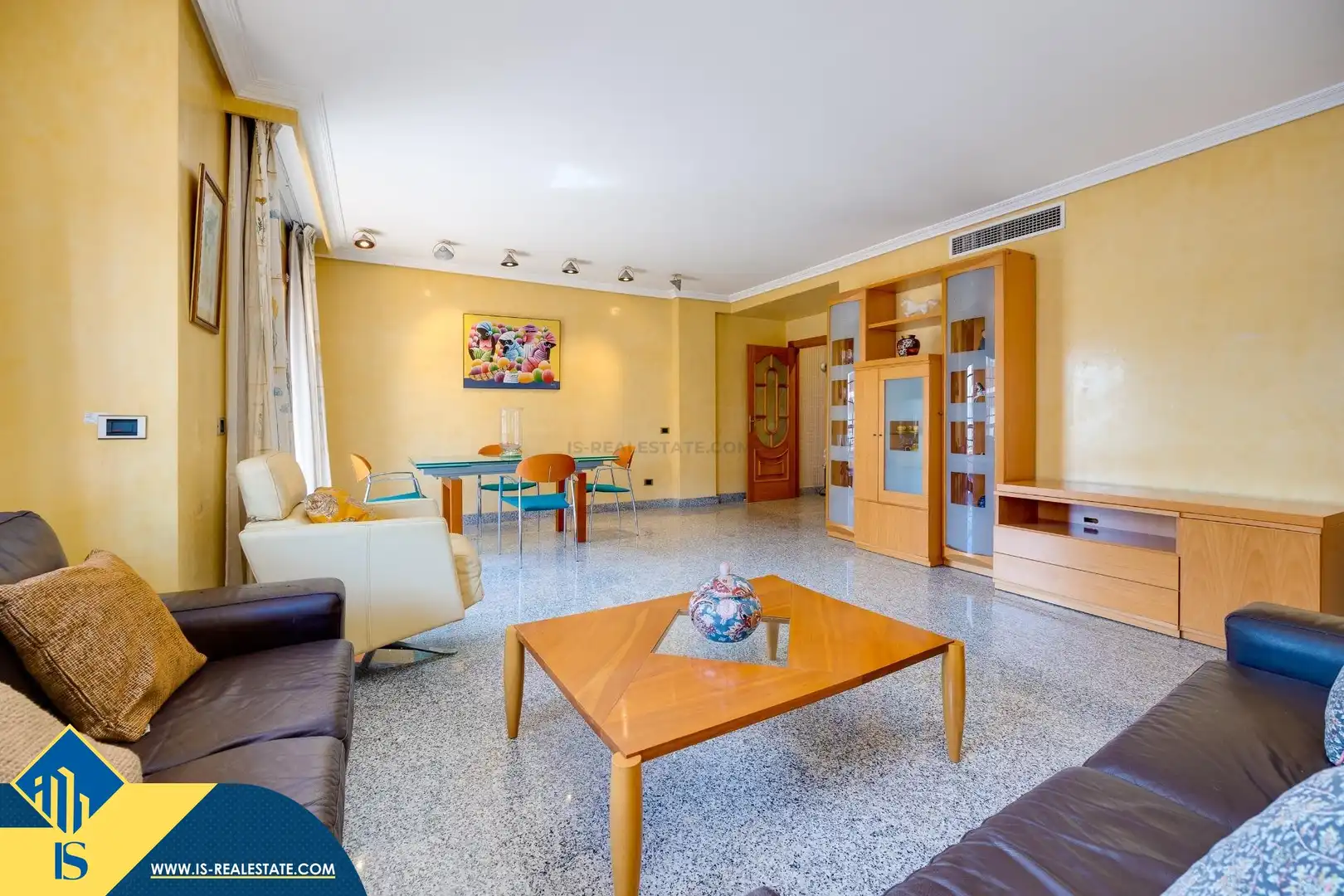 Sala de estar de Ático de alquiler en Torrevieja con Terraza, Trastero y Amueblado
