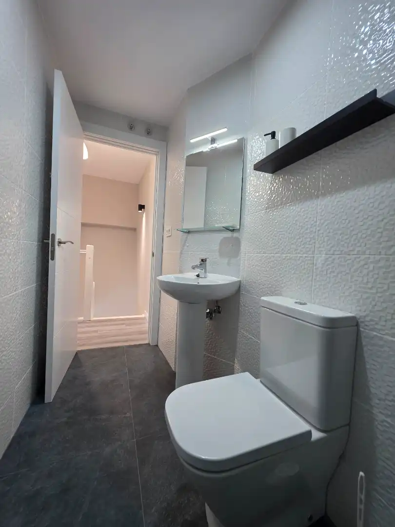 Badezimmer von Maisonette zur Miete in Castro-Urdiales mit Möbliert