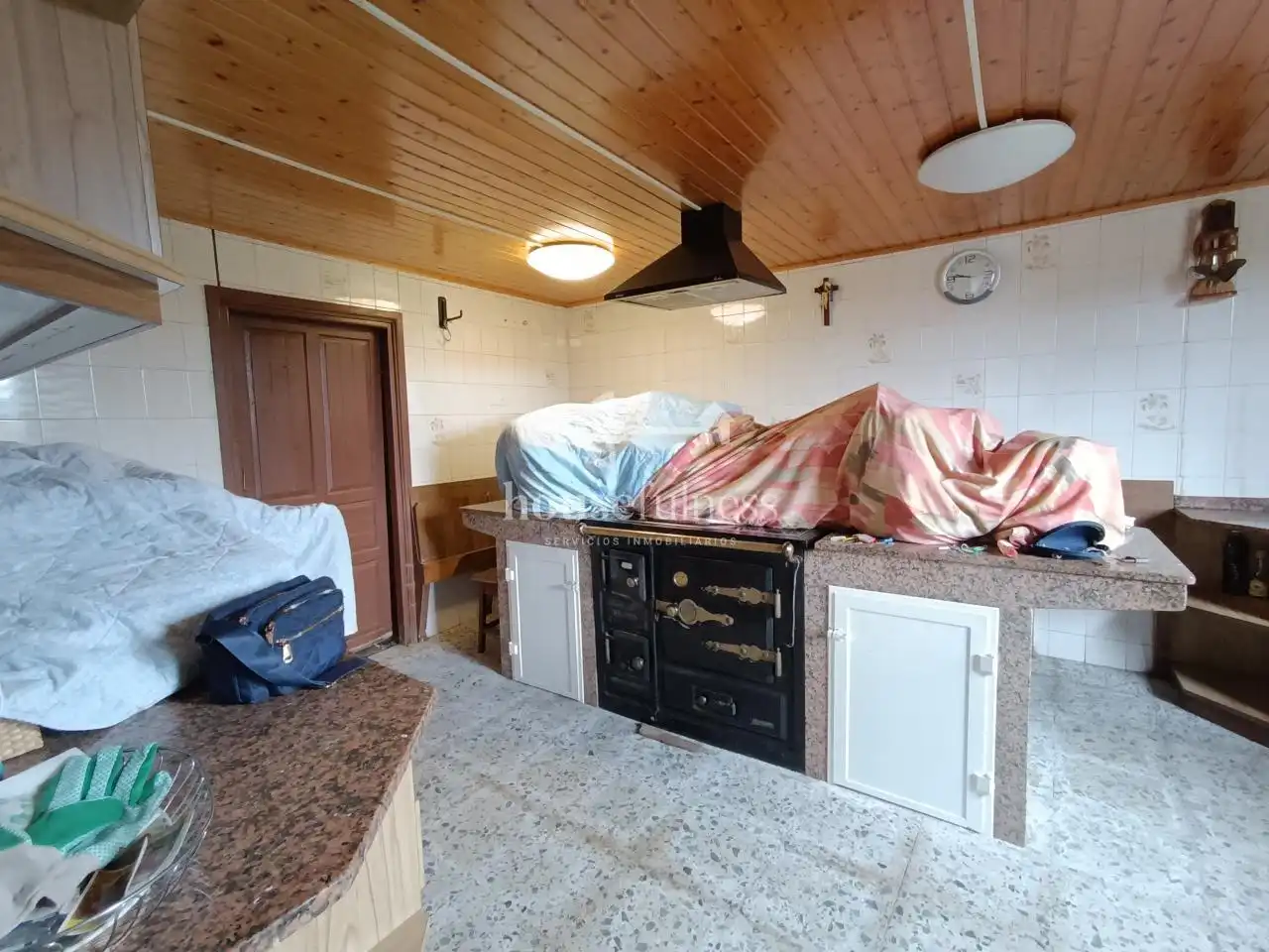 Cocina de Finca rústica en venta en Friol con Calefacción, Jardín privado y Terraza
