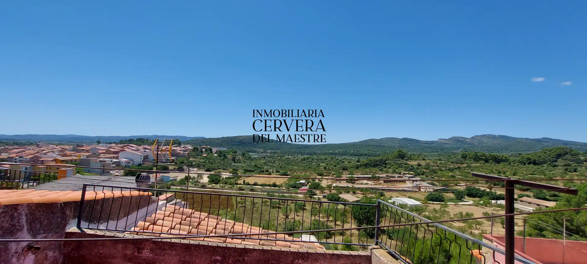 Vista exterior de Casa adosada en venta en Xert con Terraza