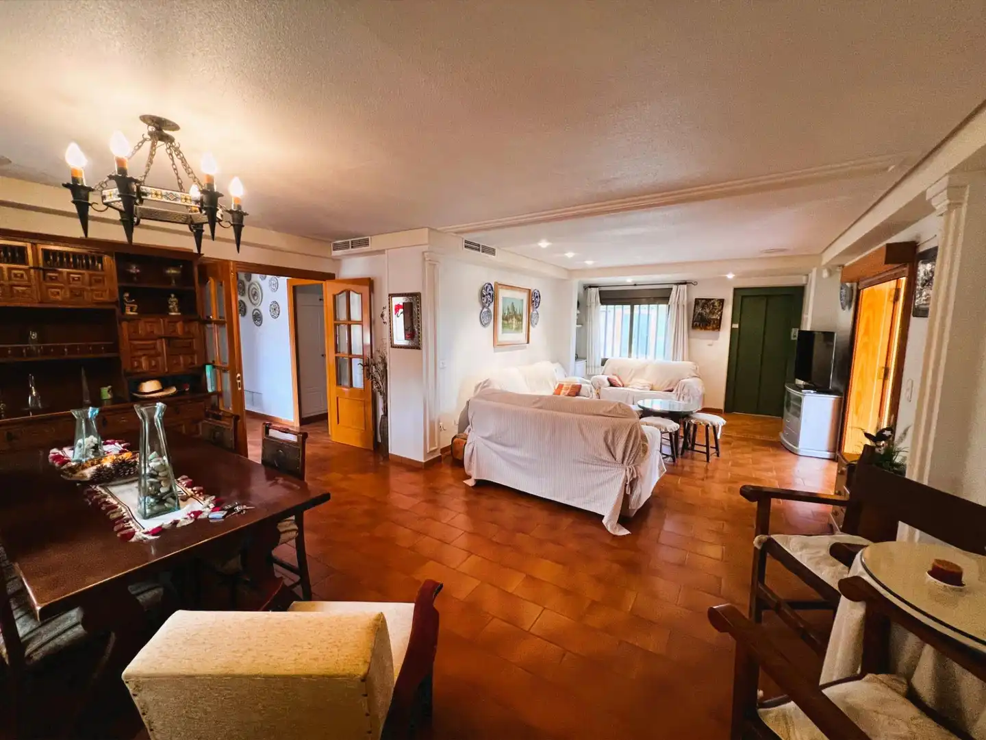 Sala d'estar de Casa o xalet en venda en Elche / Elx amb Aire condicionat, Jardí privat i Terrassa