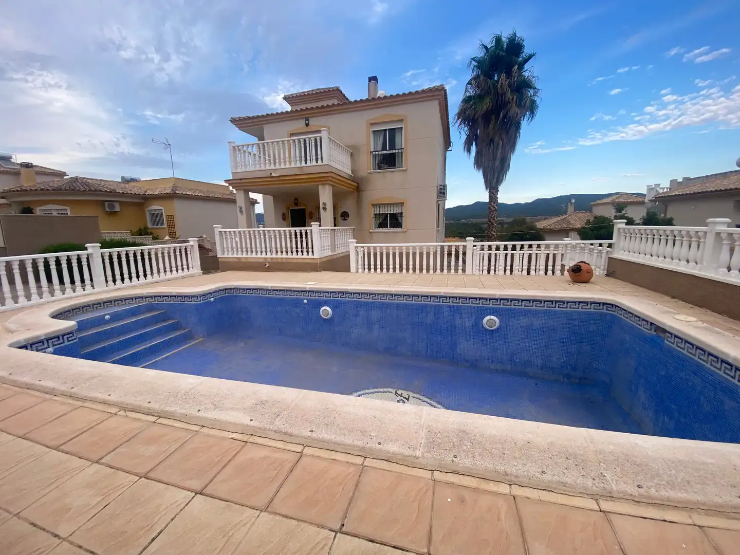 Casa amb terrassa en venda a Castalla