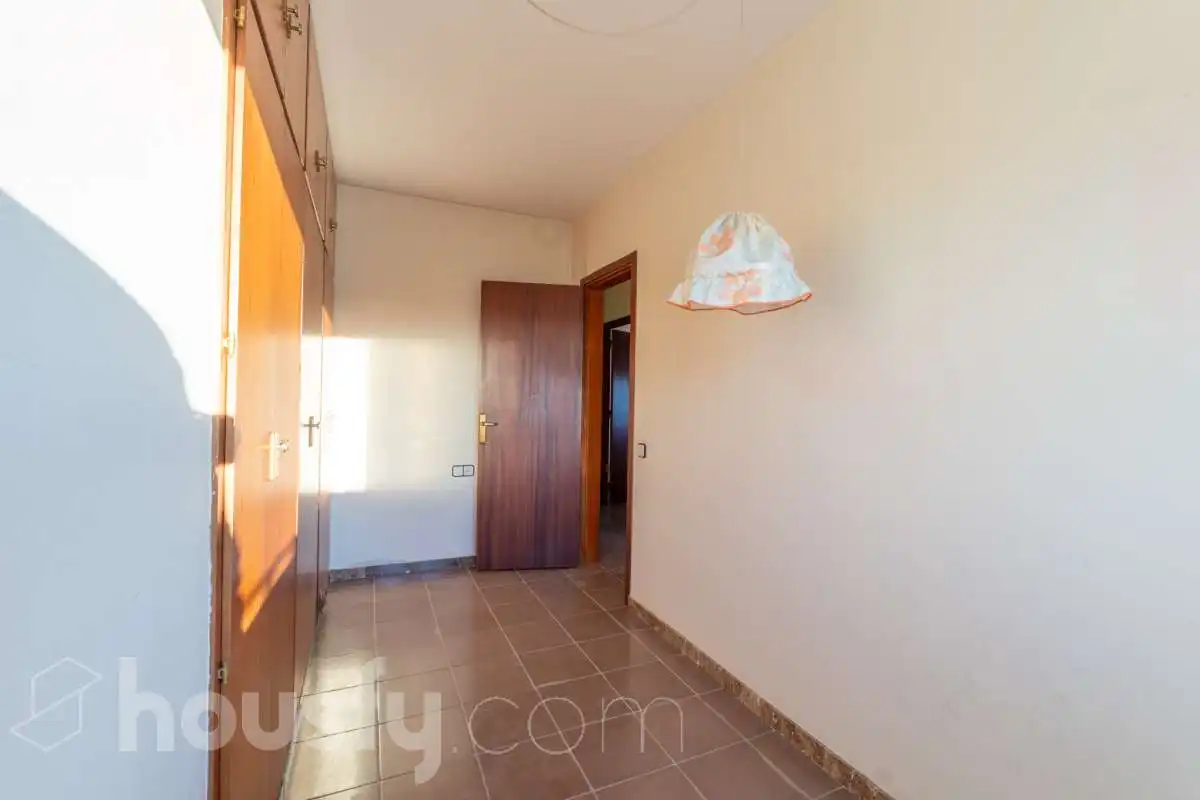Duplexes for sale in RB SALVADOR SAMA, Centre Vila