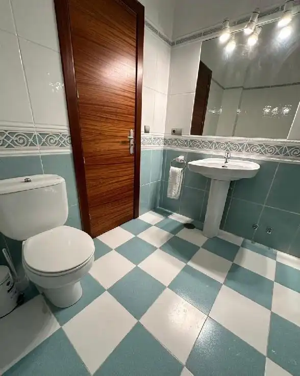 Bathroom of Houses for sale in Córdoba  with Air Conditioner, Heating and Private garden