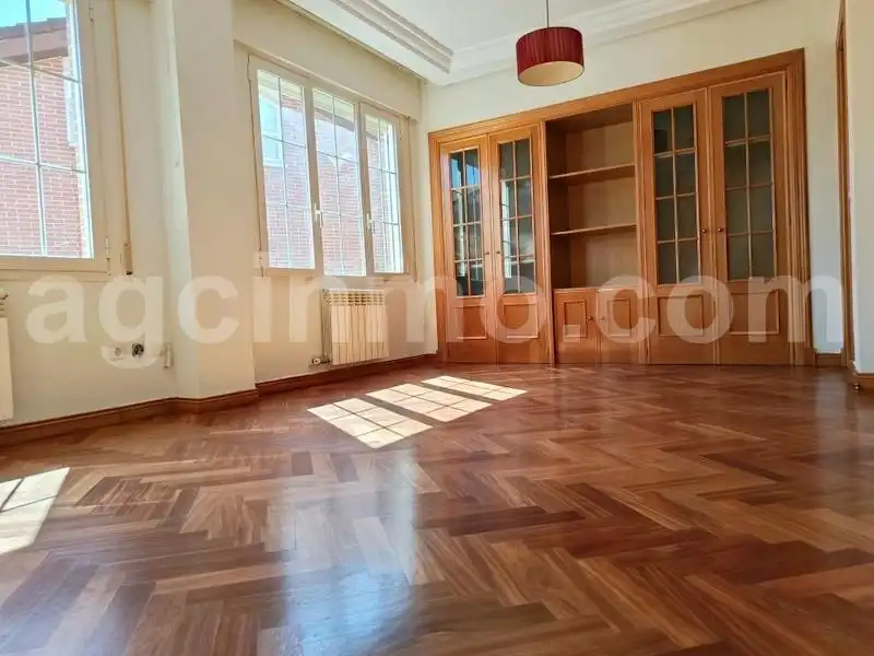 Sala de estar de Casa o chalet en venta en Simancas, Valladolid