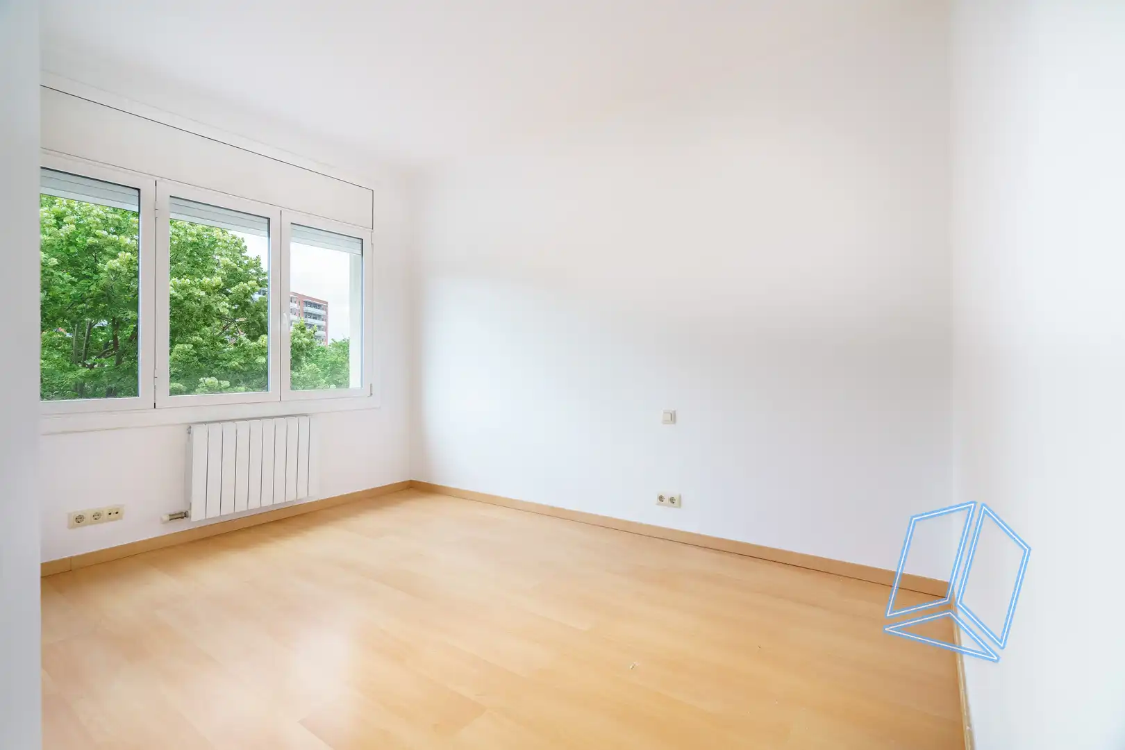 Schlafzimmer von Wohnung zum Verkauf in L'Hospitalet de Llobregat mit Heizung und Balkon