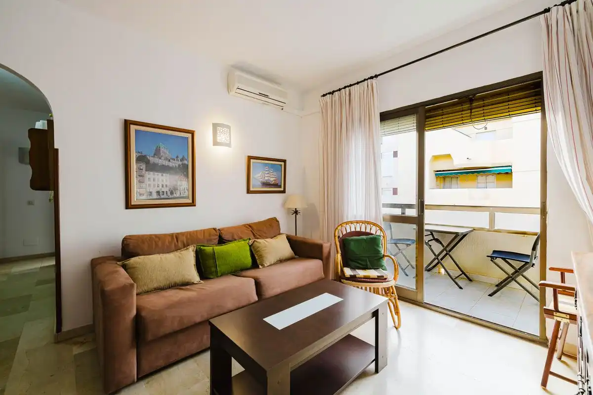 Living room of Flat for sale in Nerja  with Air Conditioner, Heating and Terrace