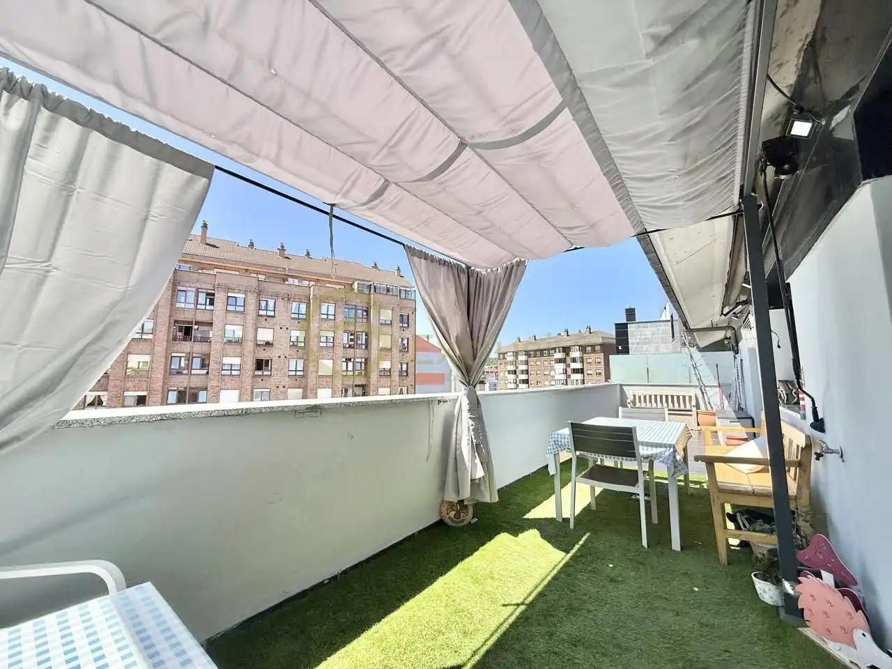 Terrassa de Àtic en venda en Avilés amb Calefacció, Terrassa i Traster