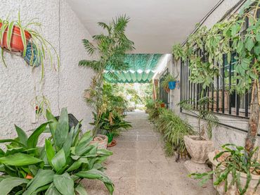 Casa amb jardí en venda a Chana
