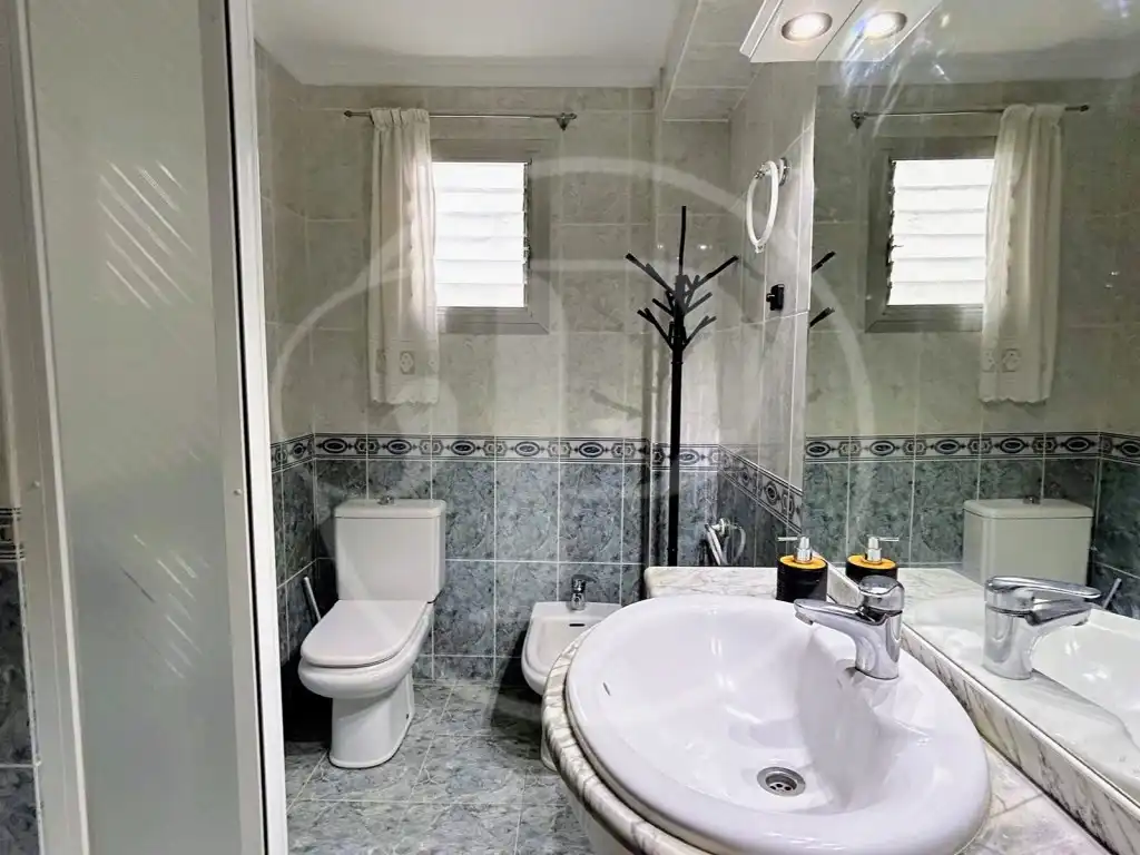 Badezimmer von Wohnungen zum Verkauf in Xirivella mit Klimaanlage und Balkon