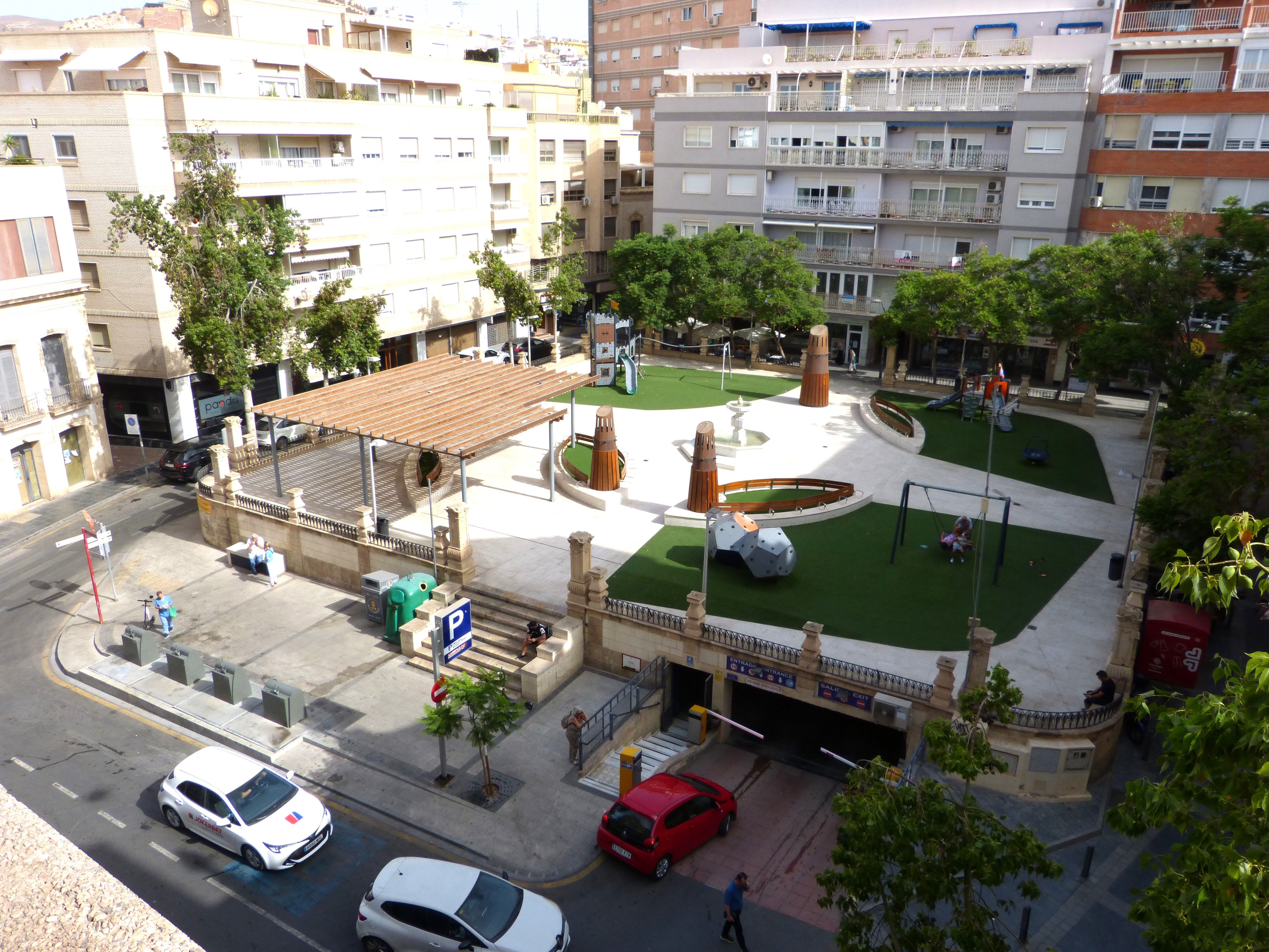 Piso en venta en Plaza de San Pedro, Centro
