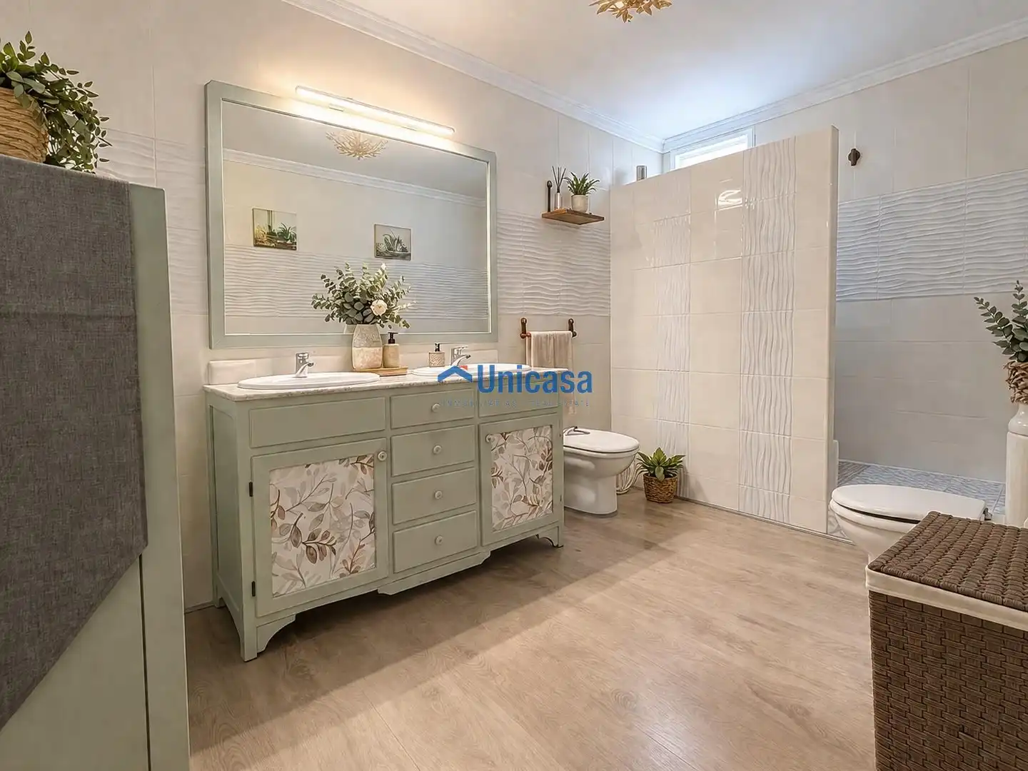 Bathroom of Detached homes for sale in Málaga  with Air Conditioner, Heating and Storage room