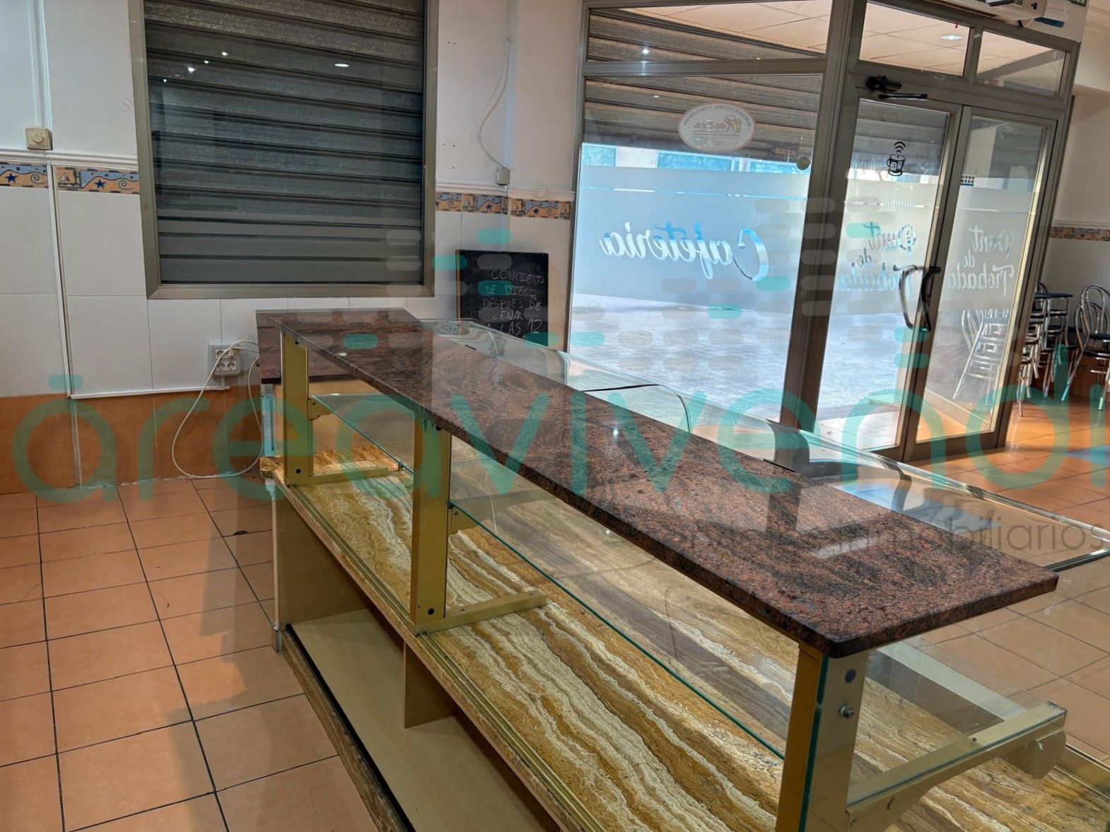 Premises for sale in Castellón de la Plana / Castelló de la Plana  with Air Conditioner and Furnished