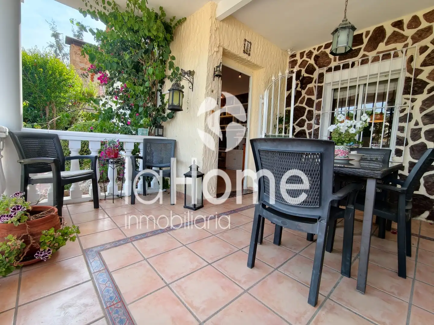Vista exterior de Casa o chalet en venta en L'Eliana con Aire acondicionado, Calefacción y Jardín privado