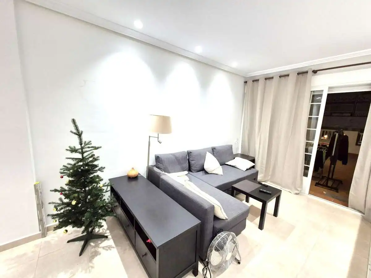 Sala de estar de Apartamento en venta en Tías con Aire acondicionado, Terraza y Amueblado