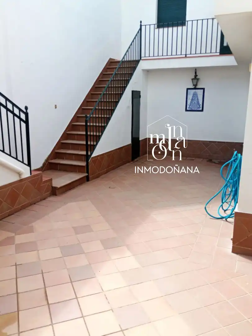 Casa adosada en venta en Almonte con Terraza y Amueblado