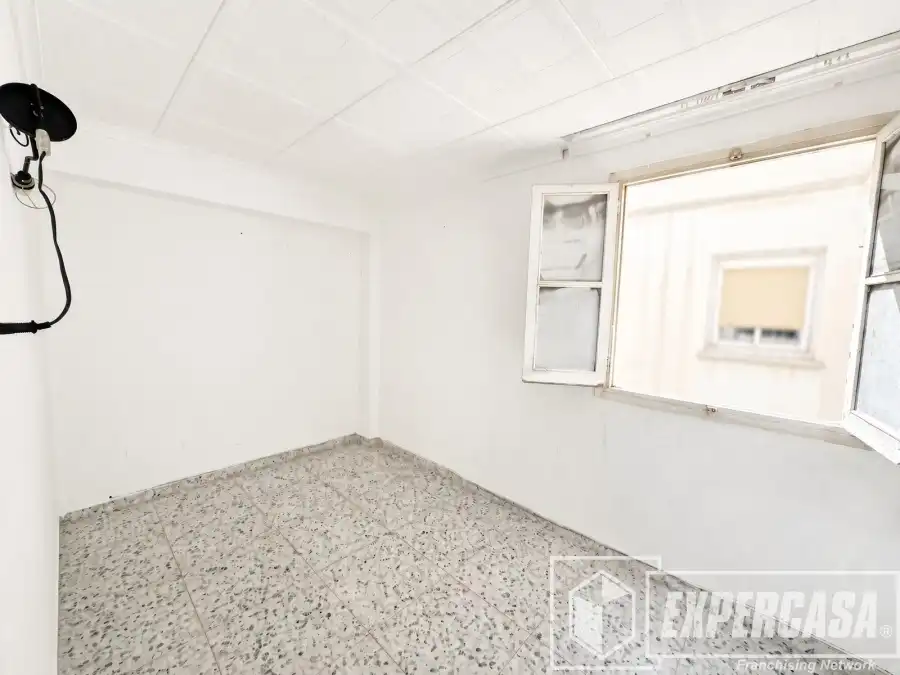 Flat for sale in Pobles de l'Oest, imagen 5