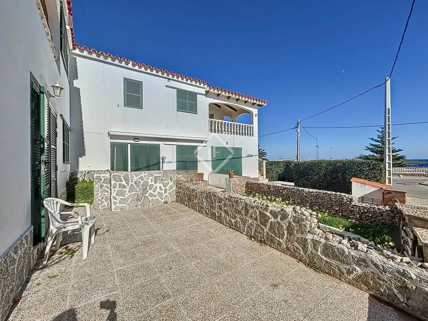 Vista exterior de Casa o xalet en venda en Es Mercadal amb Jardí privat, Terrassa i Moblat