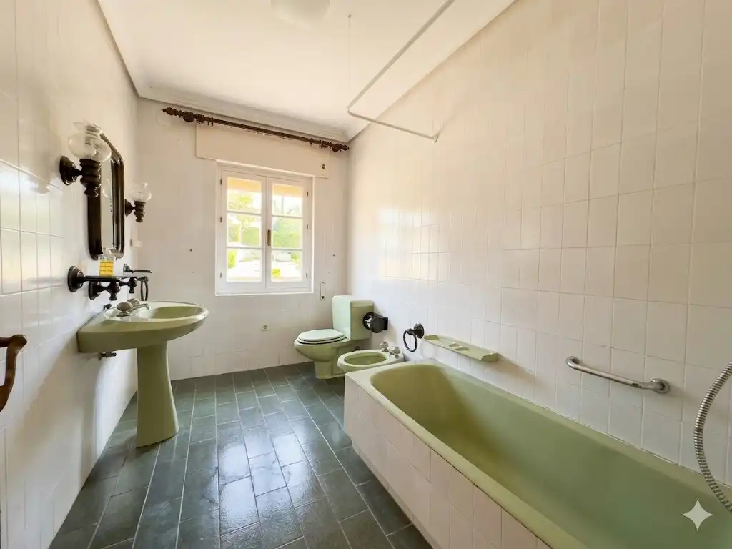 Bathroom of Houses for sale in El Puerto de Santa María  with Private garden, Terrace and Storage room