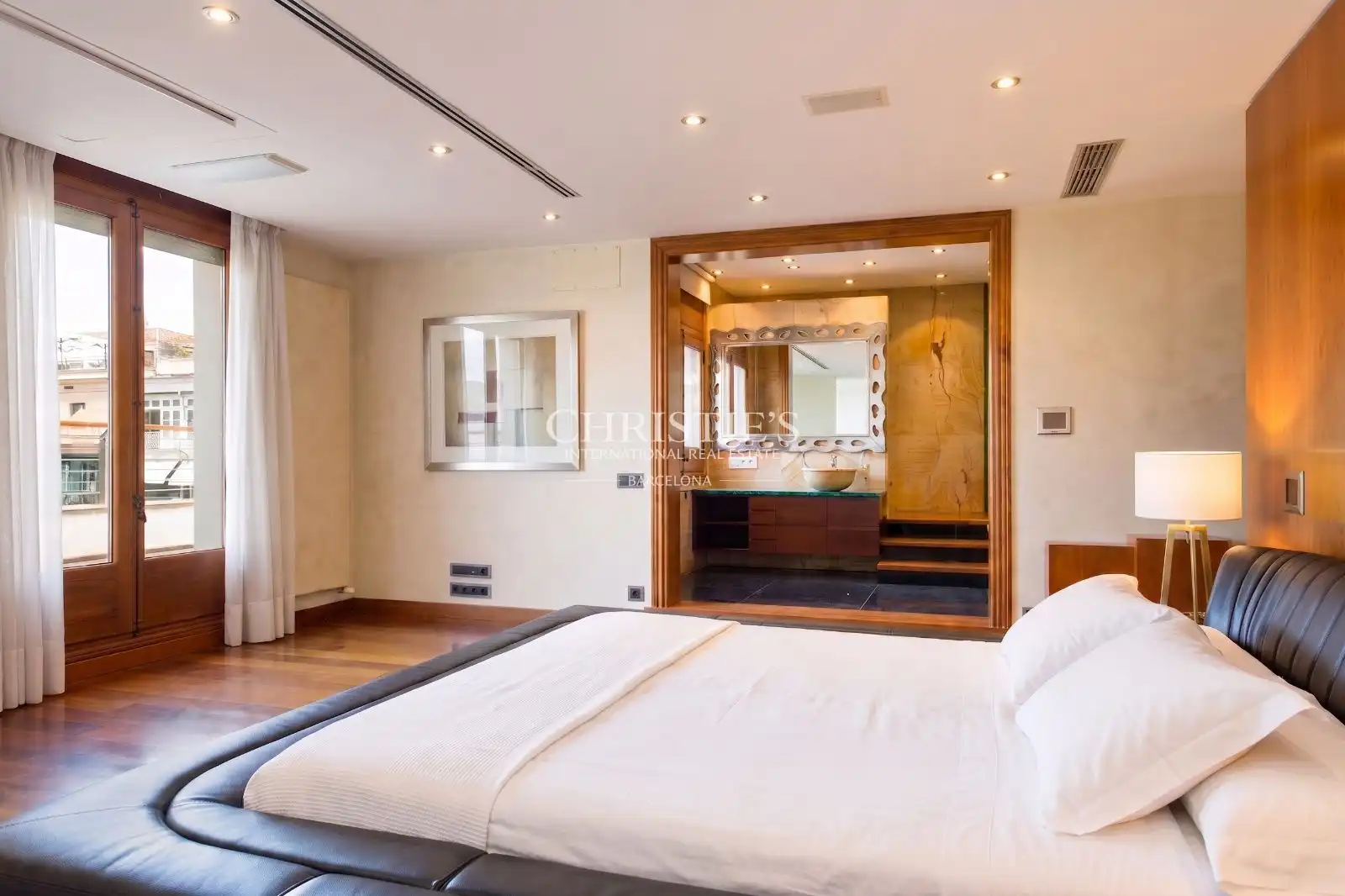 Dormitori de Dúplex en venda en Barcelona amb Aire condicionat i Terrassa