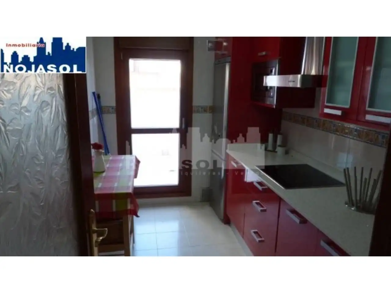 Cuina de Àtic de lloguer en Noja amb Calefacció, Terrassa i Moblat