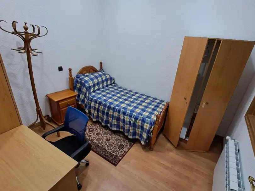 Schlafzimmer von Wohnung zur Miete in  Madrid Capital