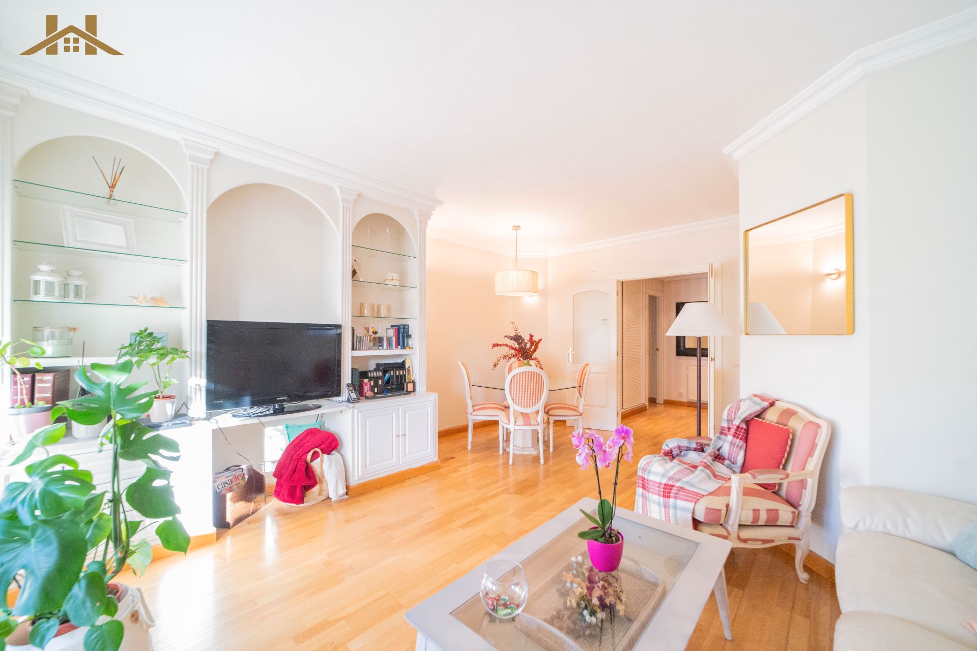 Living room of Flat for sale in Majadahonda  with Heating, Terrace and Storage room