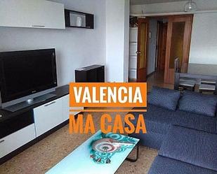 Dormitori de Pis de lloguer en  Valencia Capital amb Aire condicionat, Calefacció i Terrassa