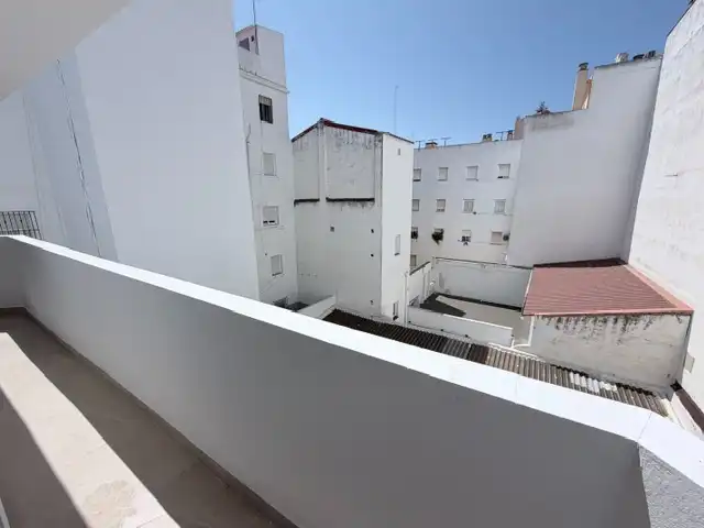 Exterior view of Flat for rent in Huelva  with Terrace, Oven and Washing machine