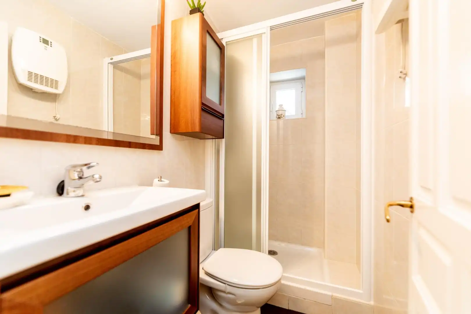 Baño de Casa o chalet en venta en Navacerrada con Calefacción y Jardín privado