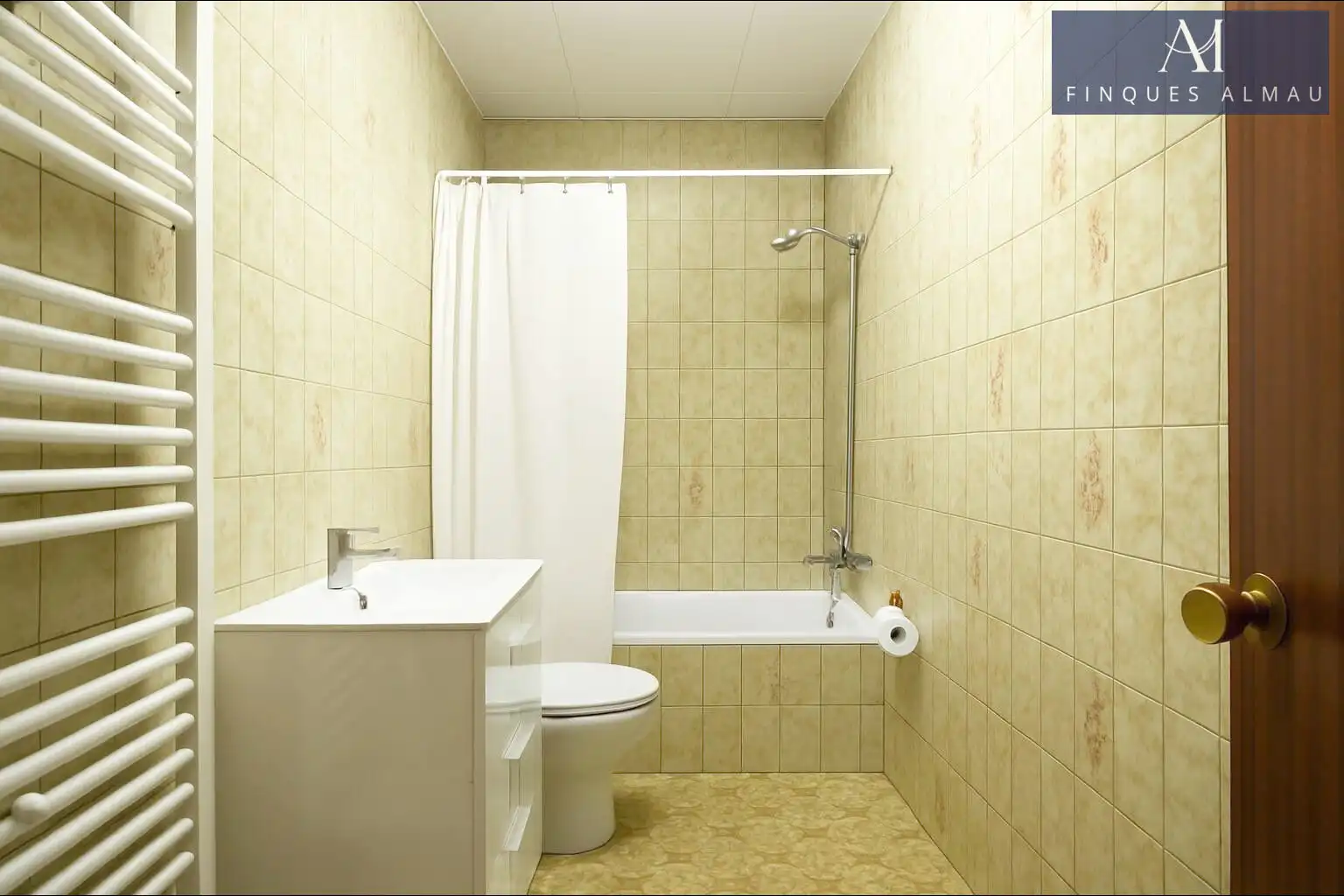 Baño de Casa o chalet en venta en Sant Pere de Ribes con Calefacción, Jardín privado y Trastero