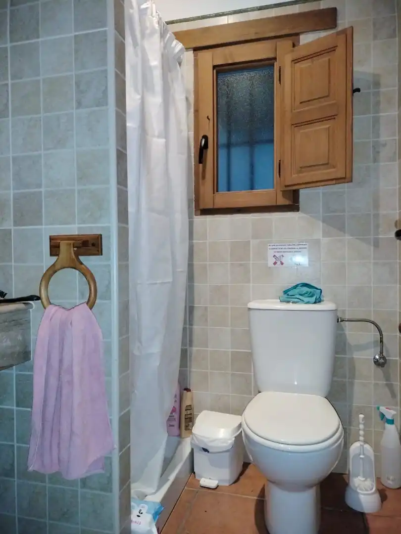 Baño de Piso en venta en Medina Sidonia con Calefacción, Amueblado y Horno