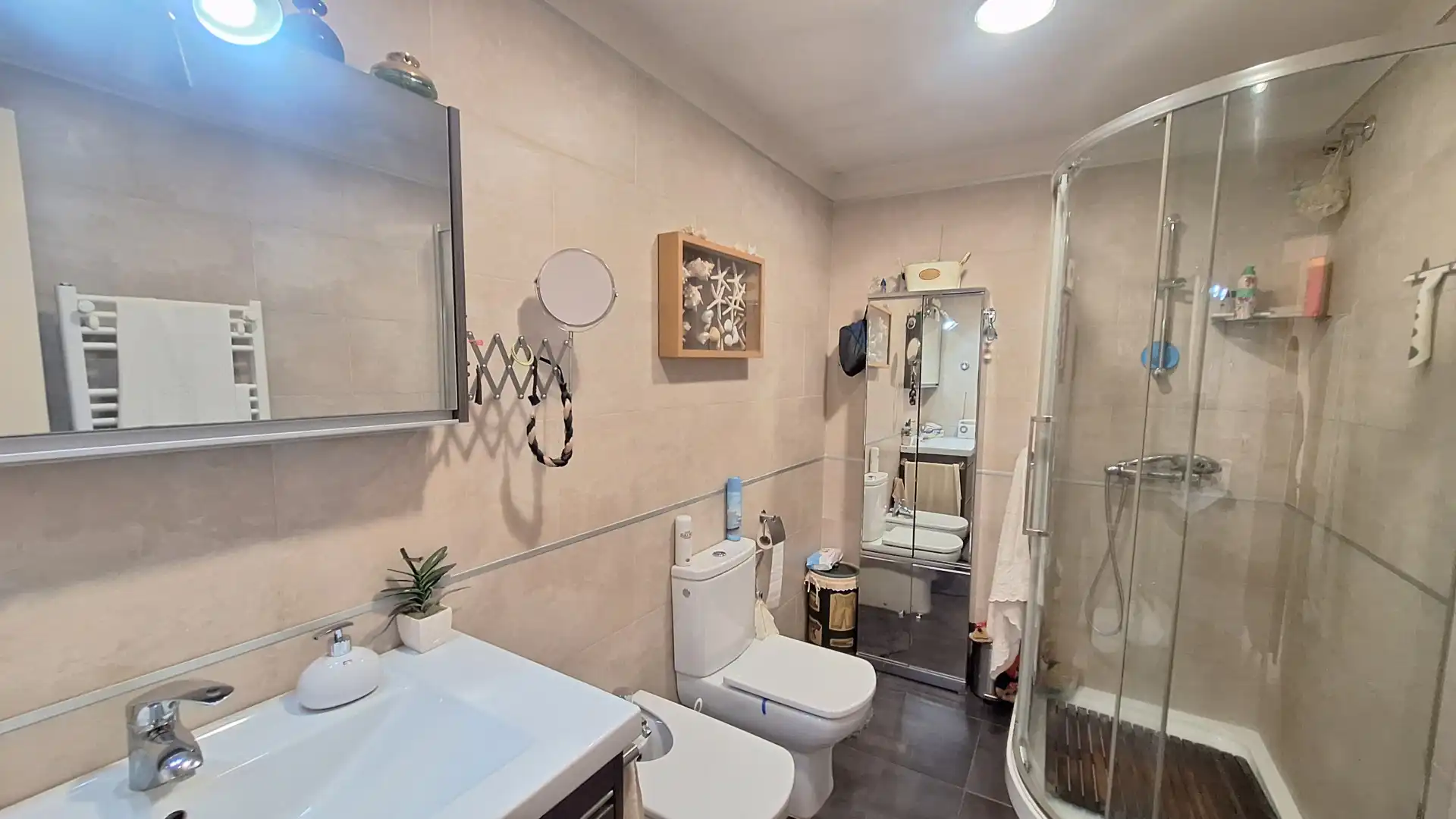 Bathroom of Detached homes for sale in Estepona  with Air Conditioner, Terrace and Swimming Pool