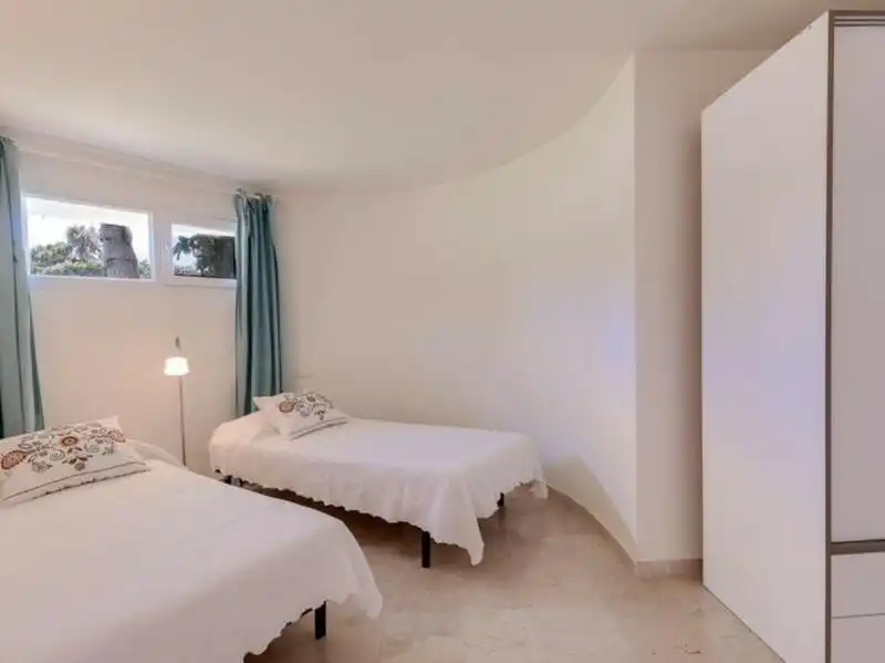 Dormitori de Casa o xalet de lloguer en Marbella amb Aire condicionat, Calefacció i Jardí privat