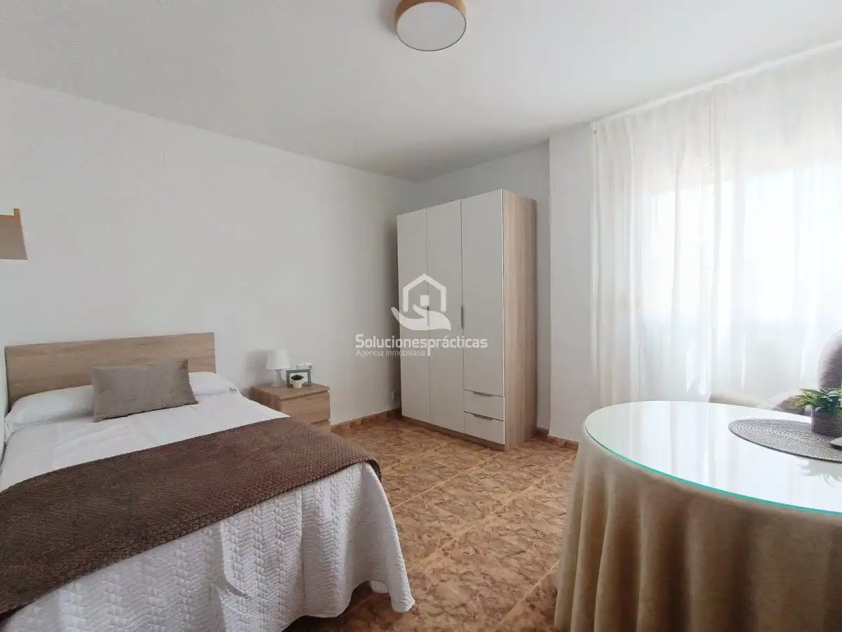 Schlafzimmer von Wohnung zur Miete in Martos mit Klimaanlage, Heizung und Terrasse