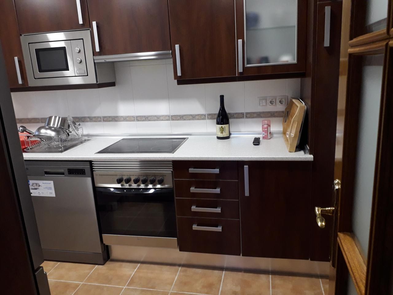 Cuina de Estudi en venda en  Madrid Capital amb Aire condicionat, Calefacció i Piscina comunitària