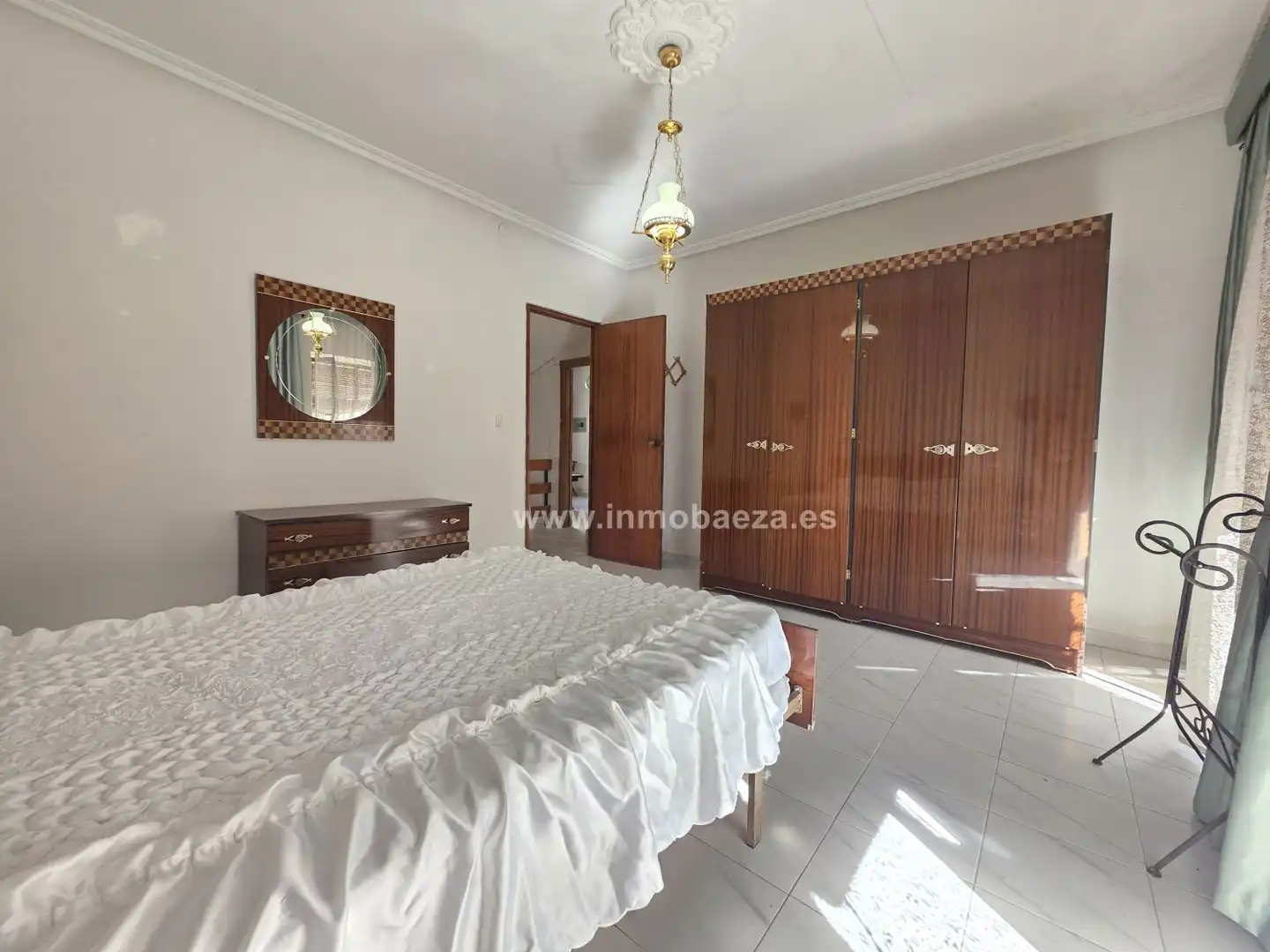 Casa amb terrassa en venda a Baeza, imagen 4