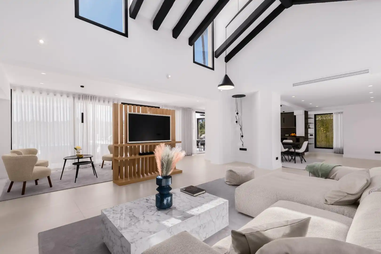Villa mit Pool zum Verkauf in Nueva Andalucía, imagen 2