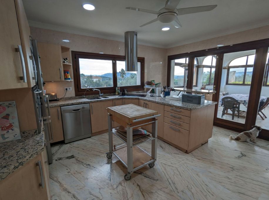Kitchen of House or chalet for sale in Málaga Capital  with Air Conditioner, Terrace and Storage room