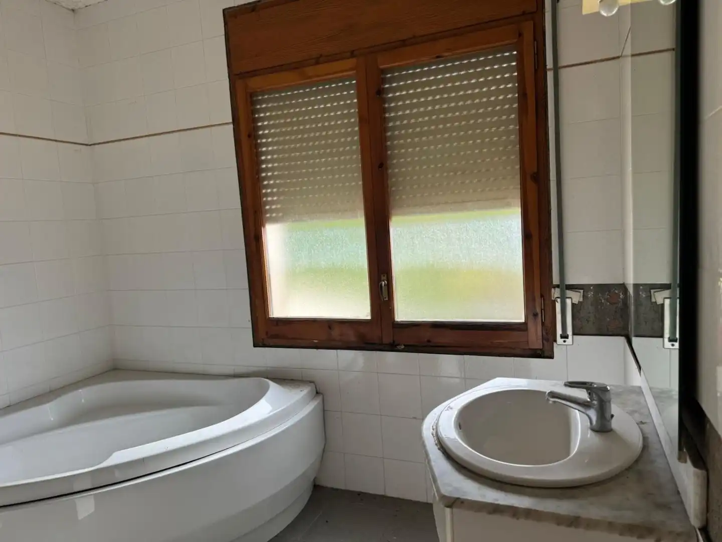 Bathroom of Houses for sale in Campins  with Air Conditioner