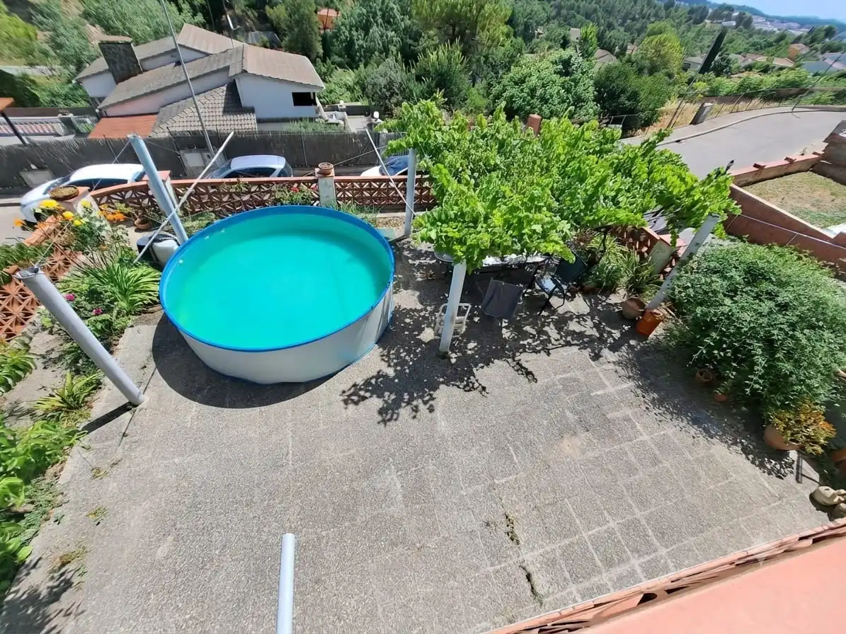 Piscina de Casa o xalet en venda en Rubí amb Calefacció, Terrassa i Traster