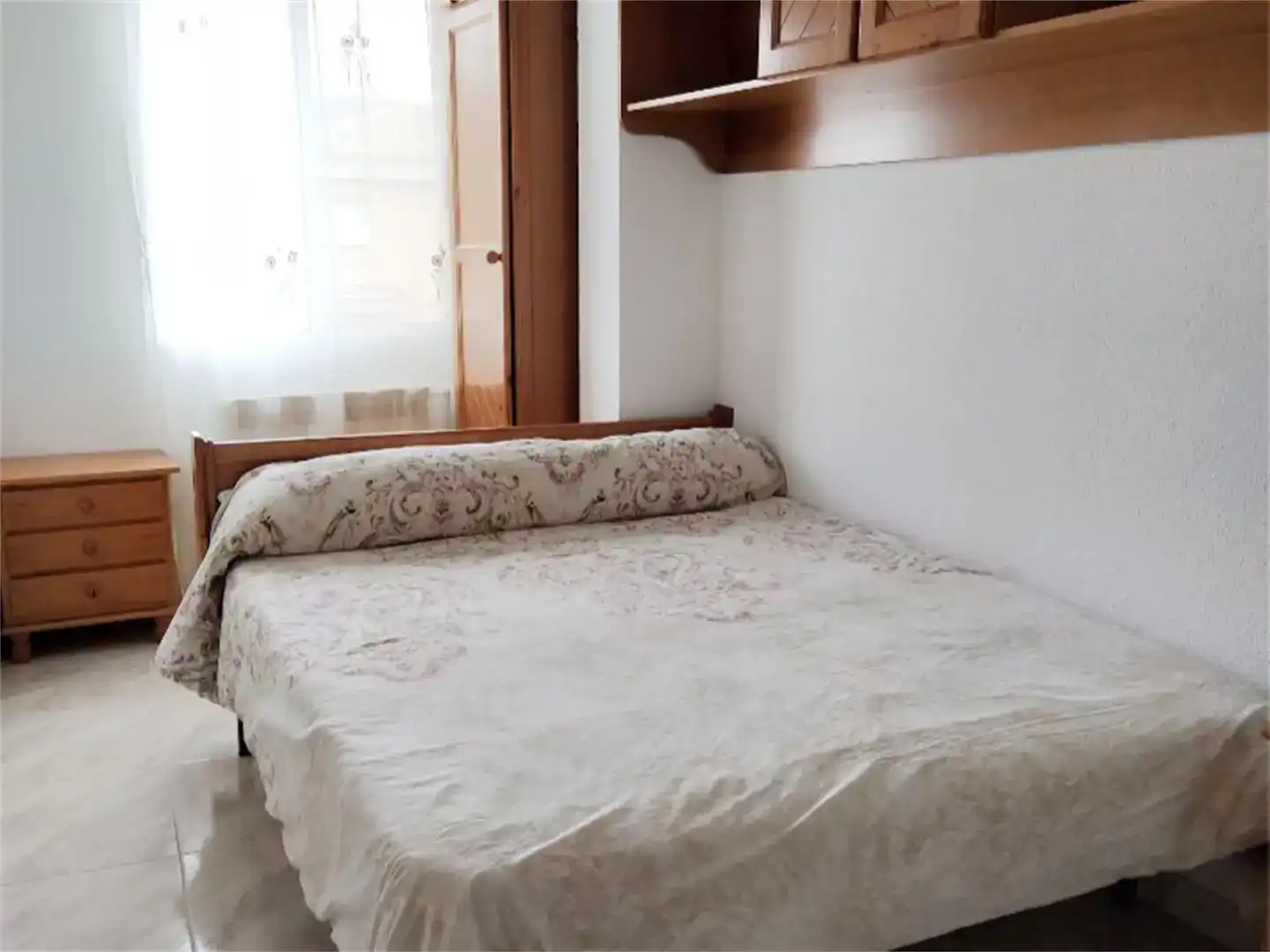 Habitación de Piso en venta en Mira con Amueblado
