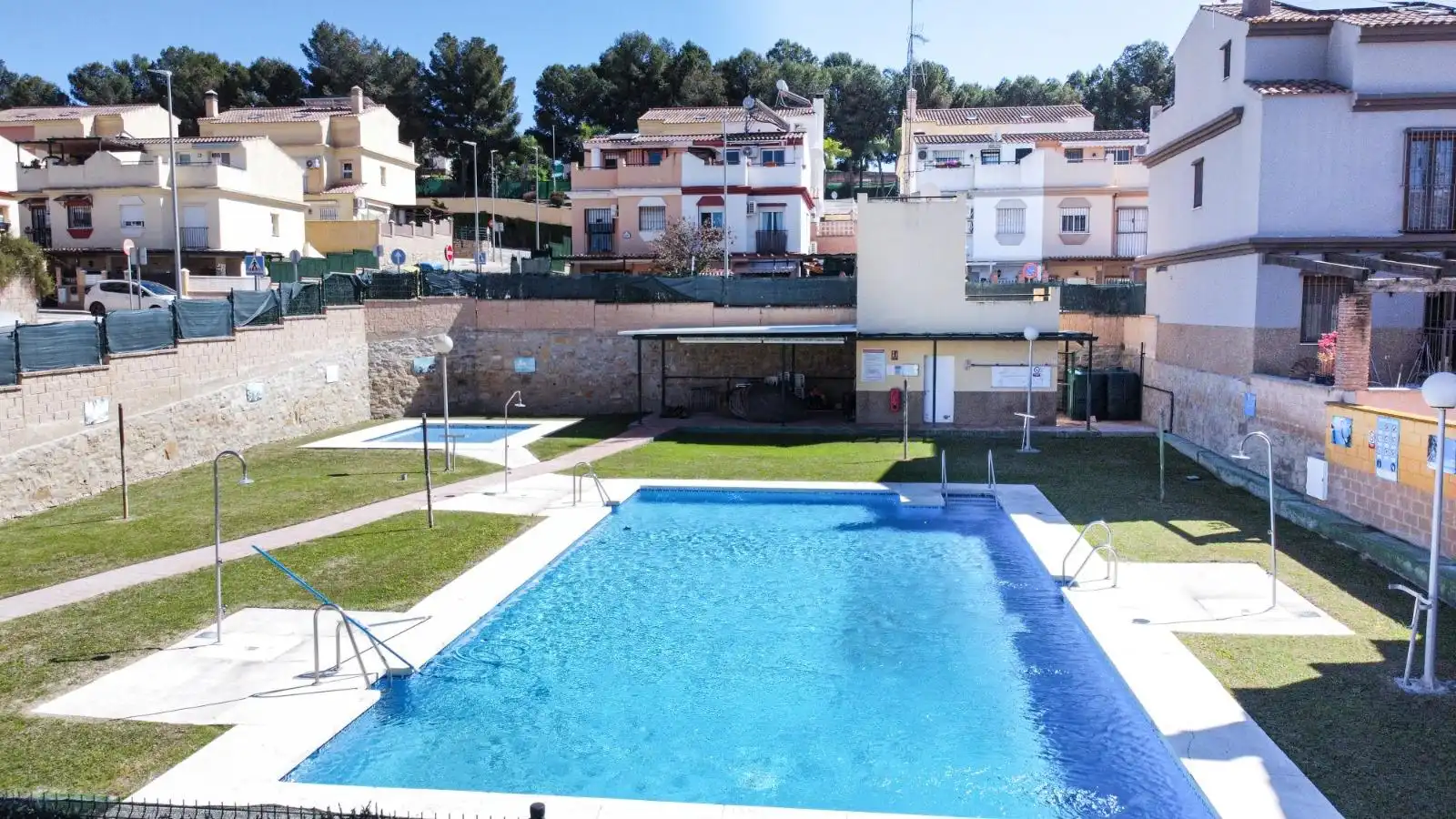 Maison jumelée avec piscine à vendre à CARMEN MARTIN GAITE